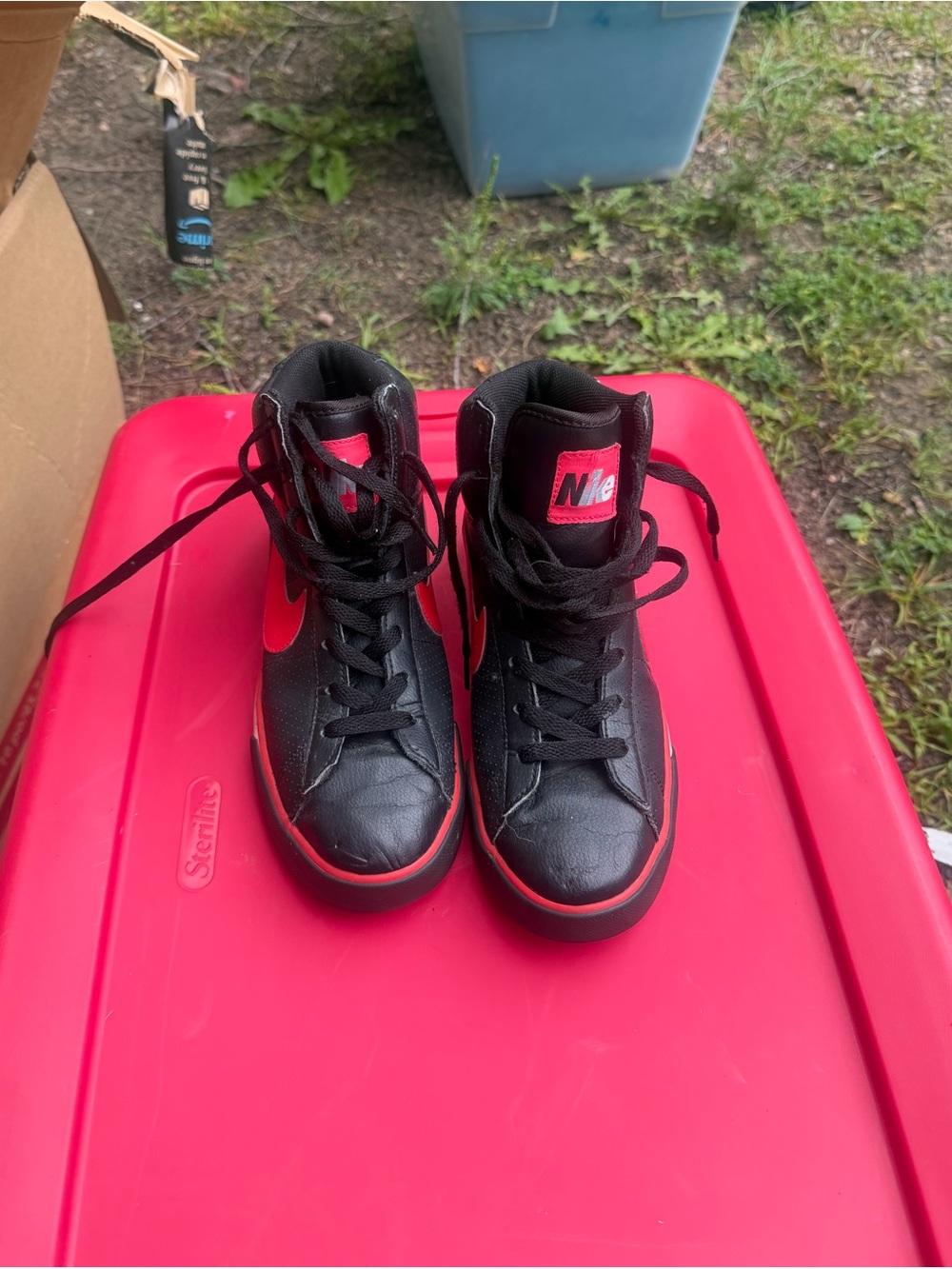 Nike Black and Red High-Top Sneakers size 6.5 youth womenβs 8